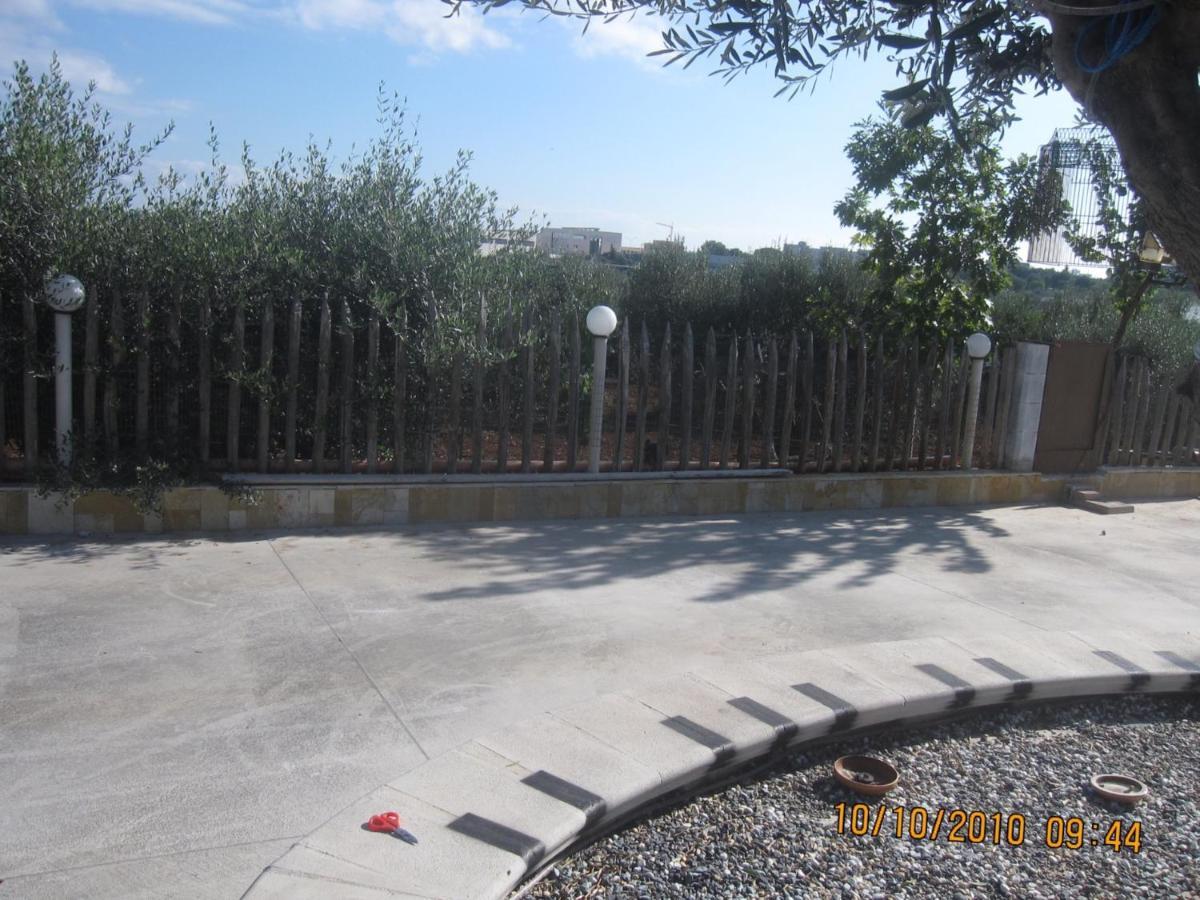 Music House A Castellana Grotte Confinante Via Per Turi 500M Dalle Grotte Exterior photo