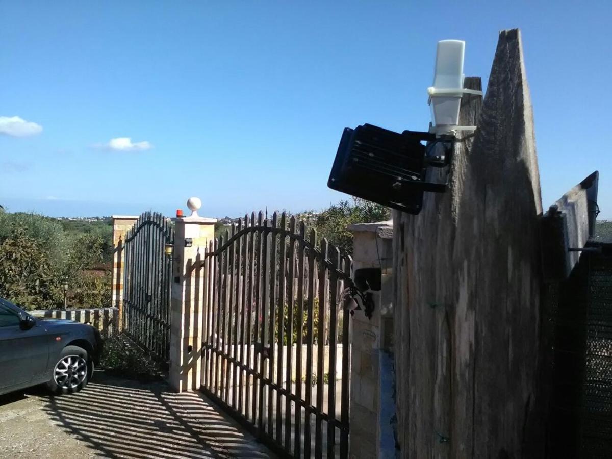 Music House A Castellana Grotte Confinante Via Per Turi 500M Dalle Grotte Exterior photo