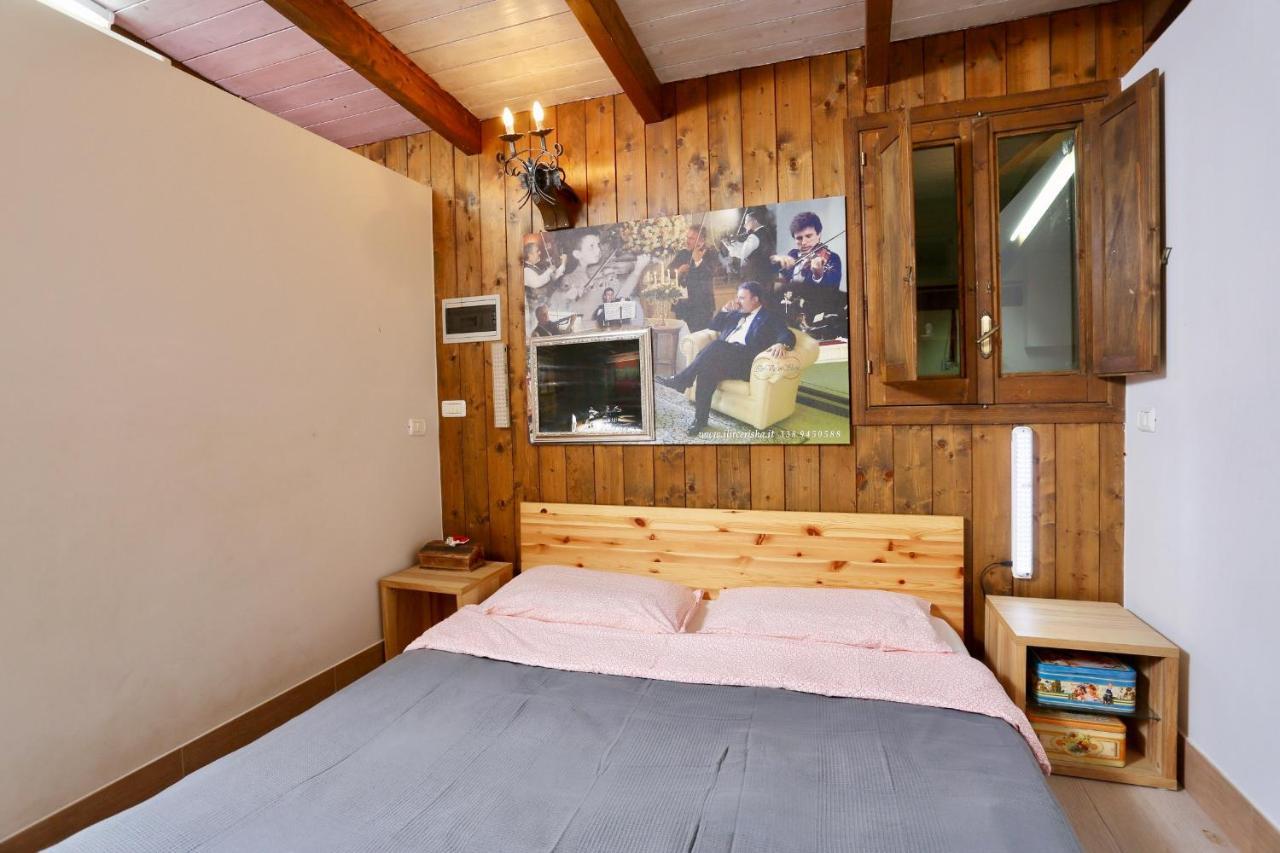 Music House A Castellana Grotte Confinante Via Per Turi 500M Dalle Grotte Exterior photo